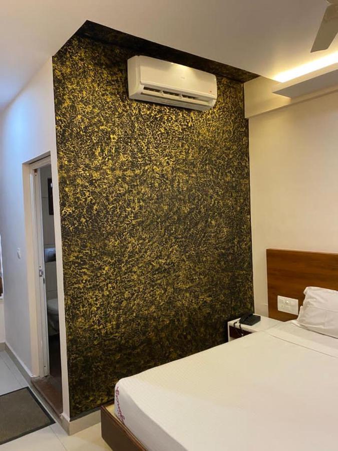 Issacs Regency Hotel Sultan Bathery Ngoại thất bức ảnh